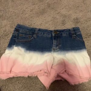 Jean shorts that are blue, white and pink!! 💙🤍💗
